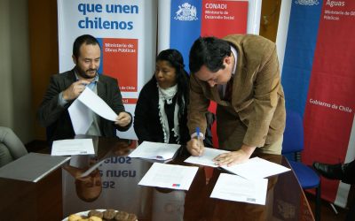 Firman convenio en beneficio de la comunidad Aymara