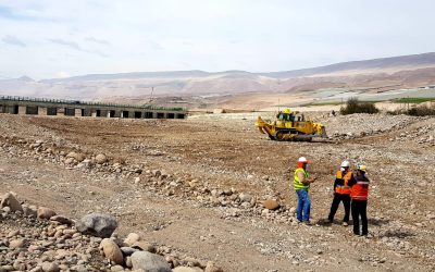 MOP inició trabajos de defensas fluviales en 515 metros del cauce del San José en sector de Cerro Blanco en valle de Azapa