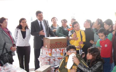 Trabajadores del MOP efectúan donación a institución Cree